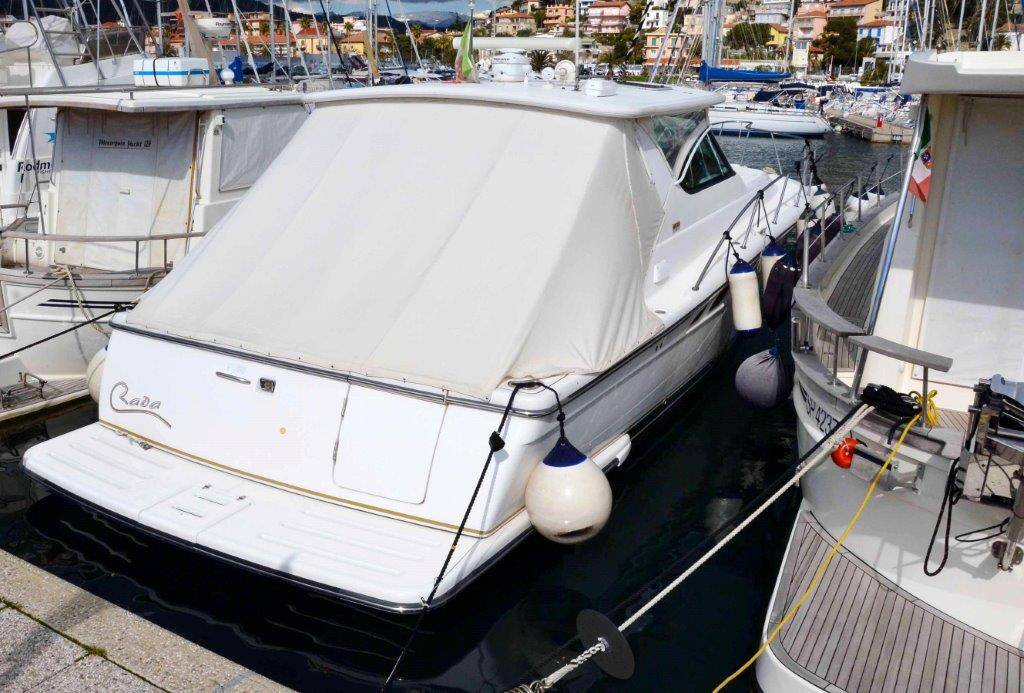 Tiara 3800