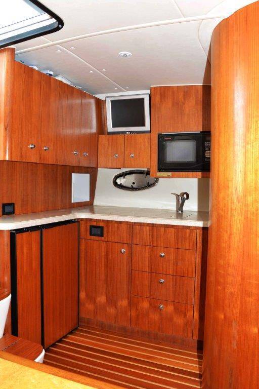 Tiara 3800