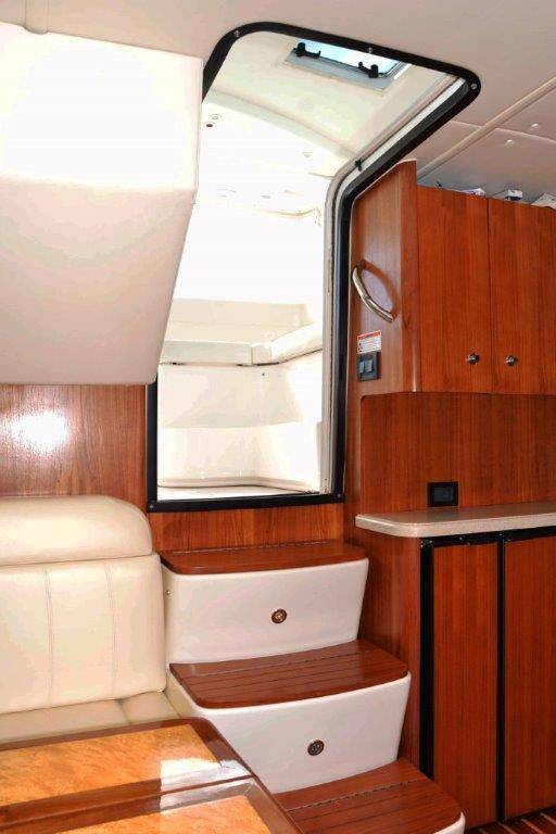 Tiara 3800