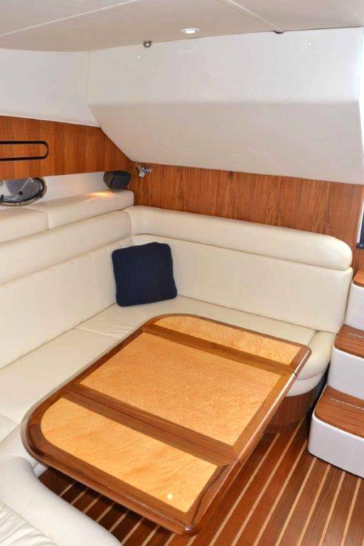 Tiara 3800