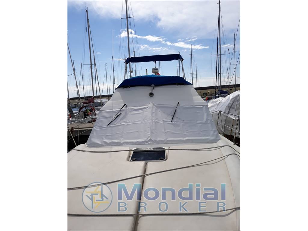 Azimut 35 fly