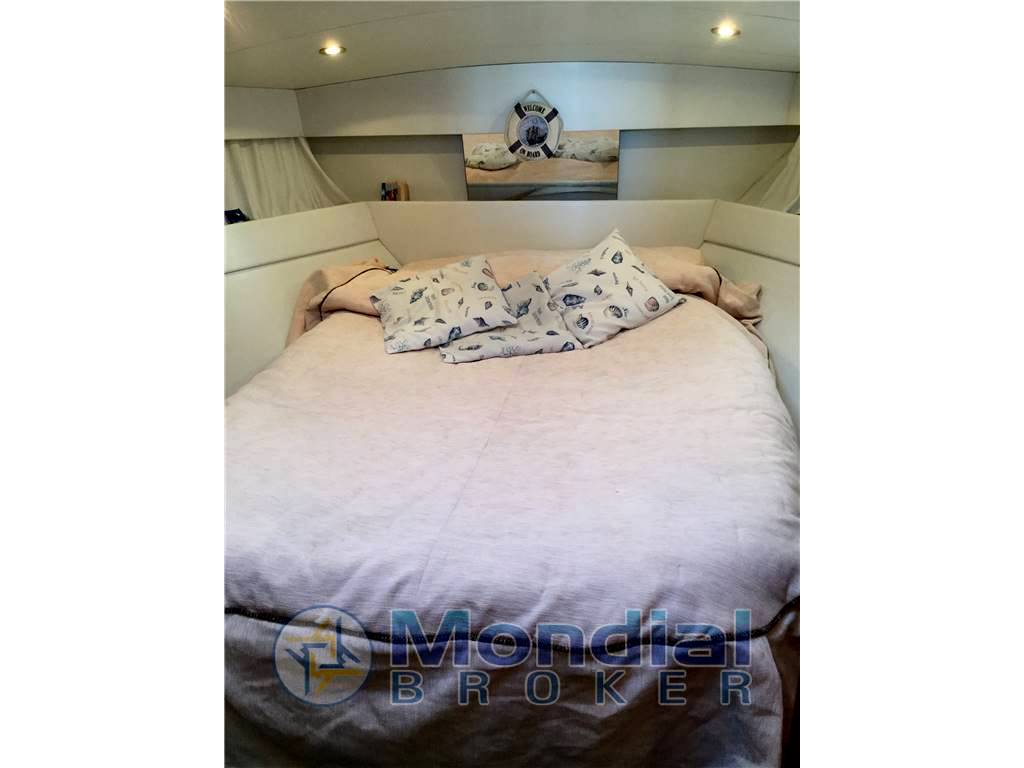 Azimut 35 fly