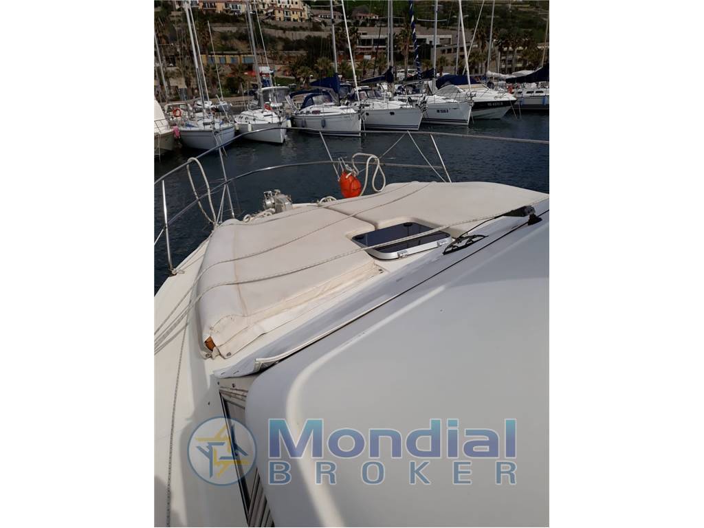 Azimut 35 fly