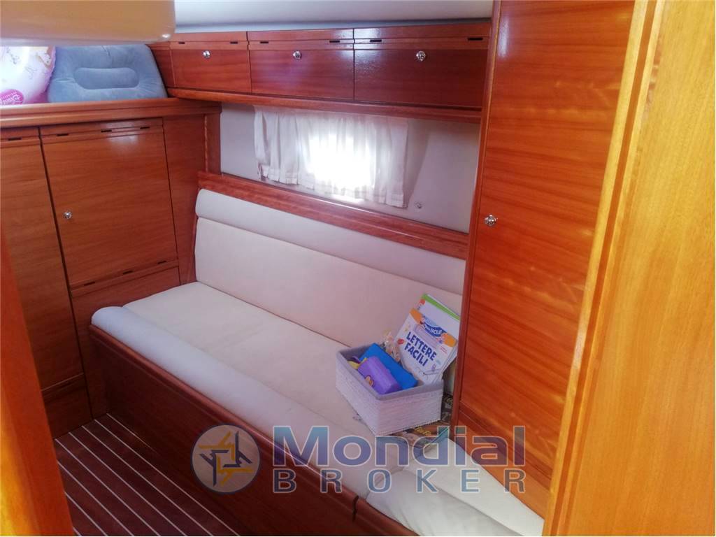 Bavaria 35