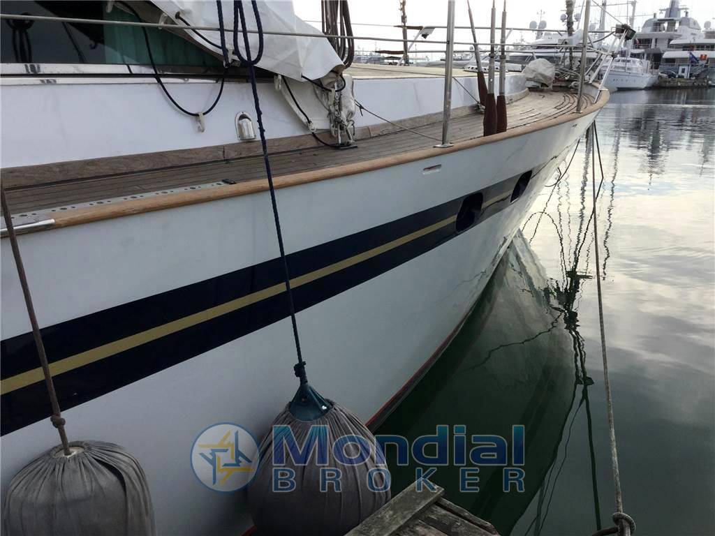 Benetti sailing division Motoveliero