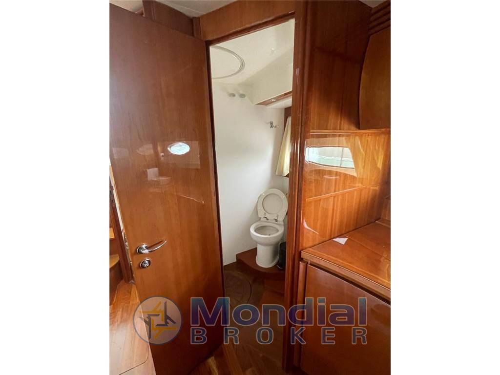 Pershing 50'