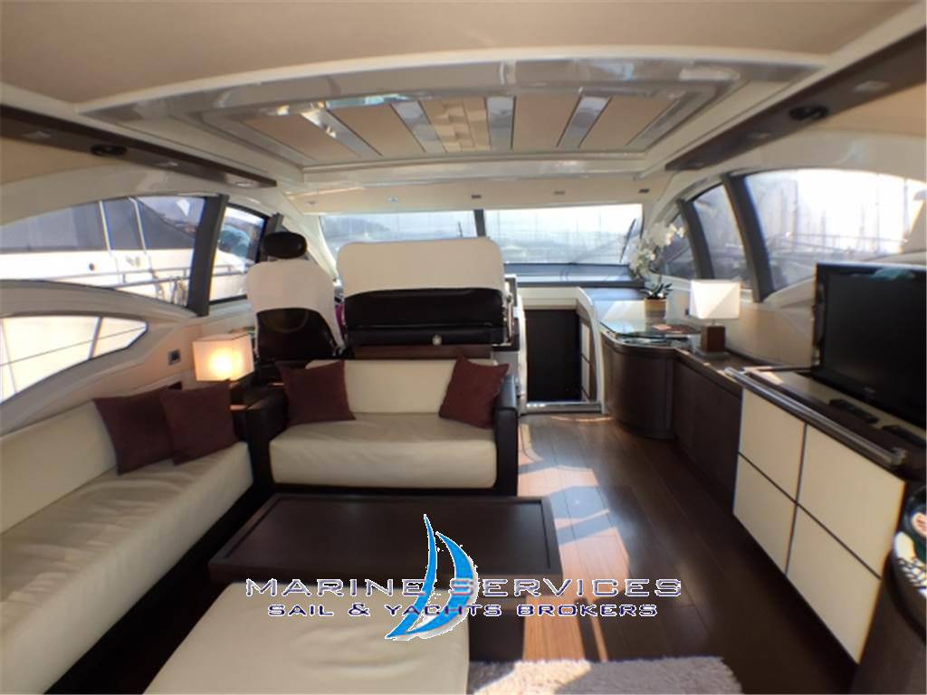 Azimut 62s