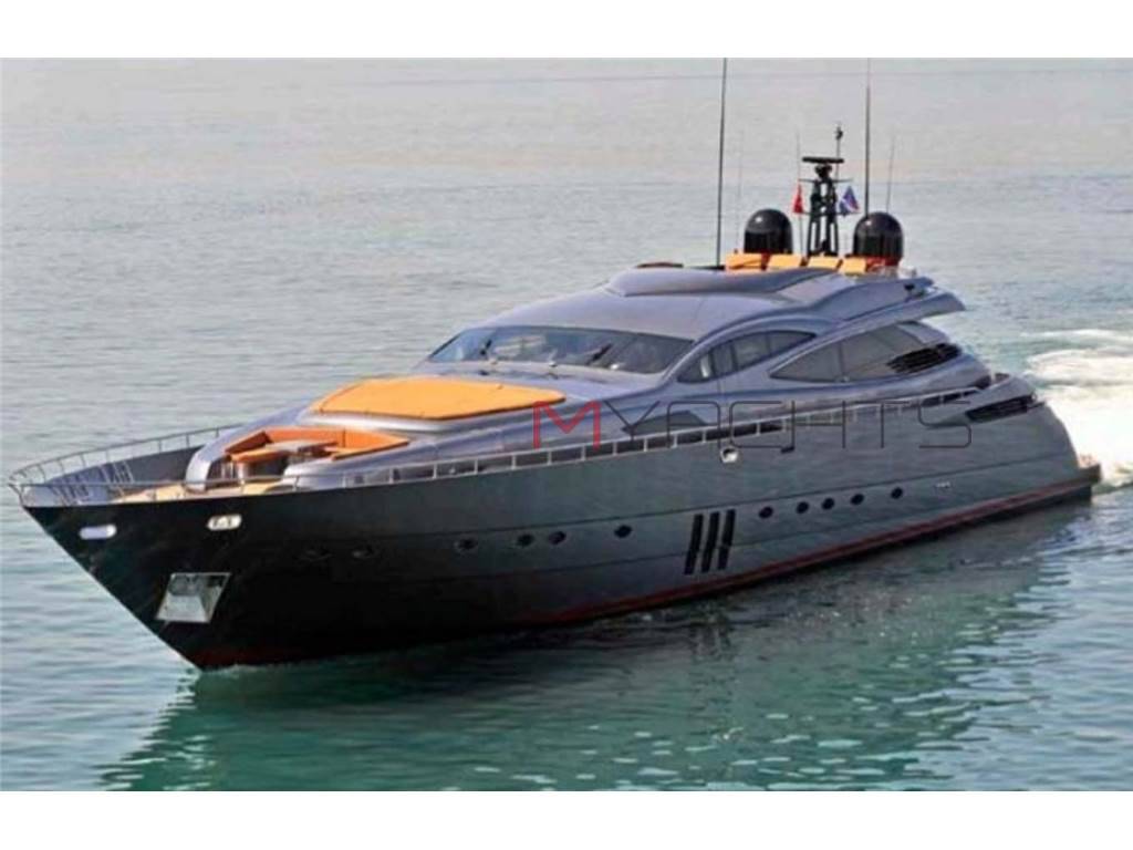 Pershing 115