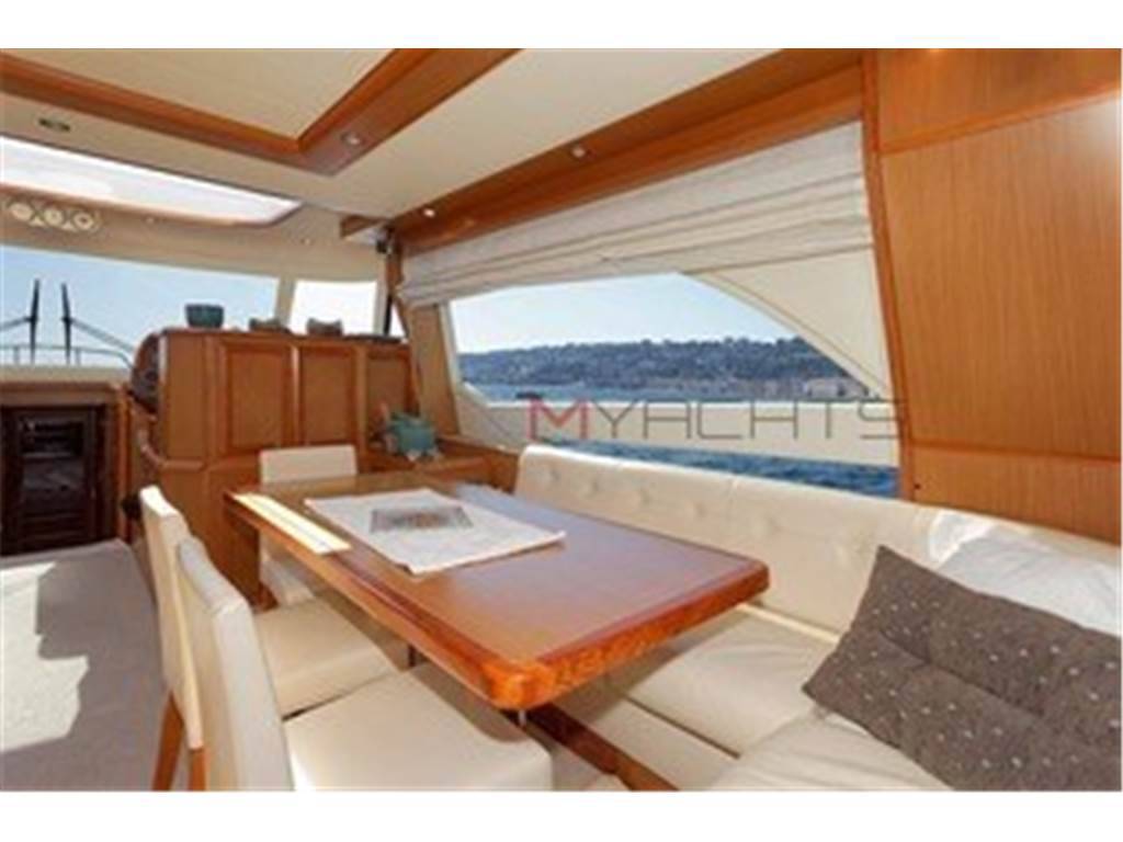 Mochi Craft 63 ft