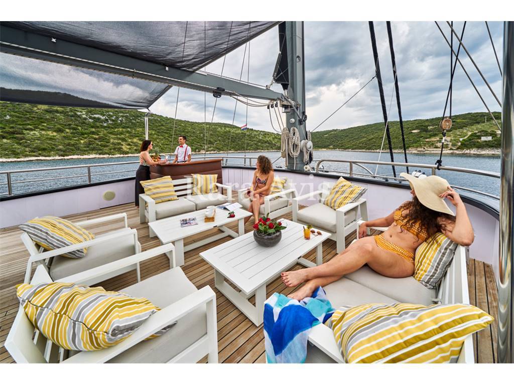 Custom Yacht a vela di lusso
