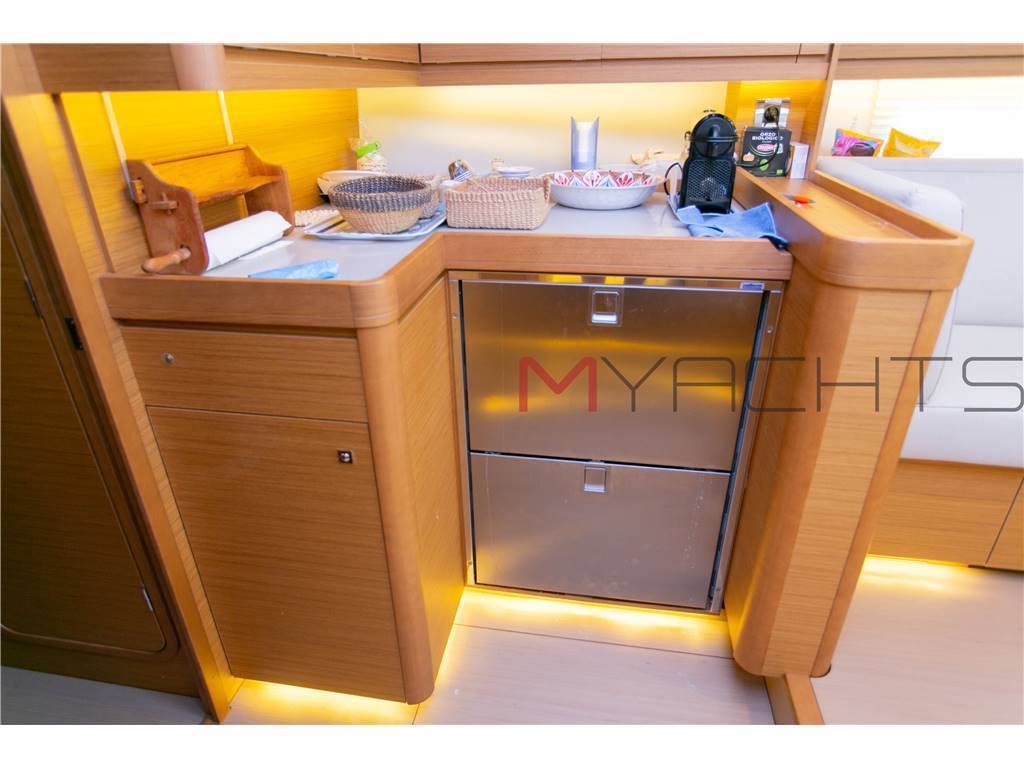 Dufour Grand large 520