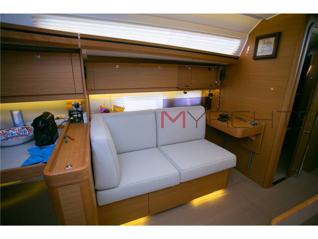 Dufour Grand large 520