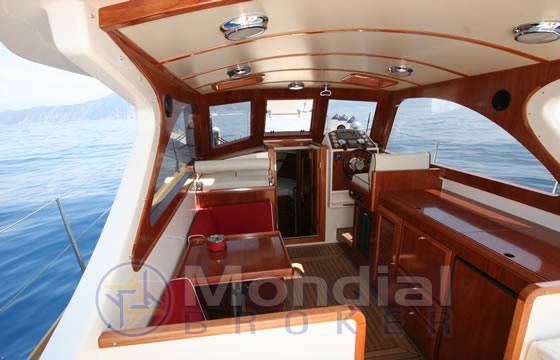 Rose island Lobster 38