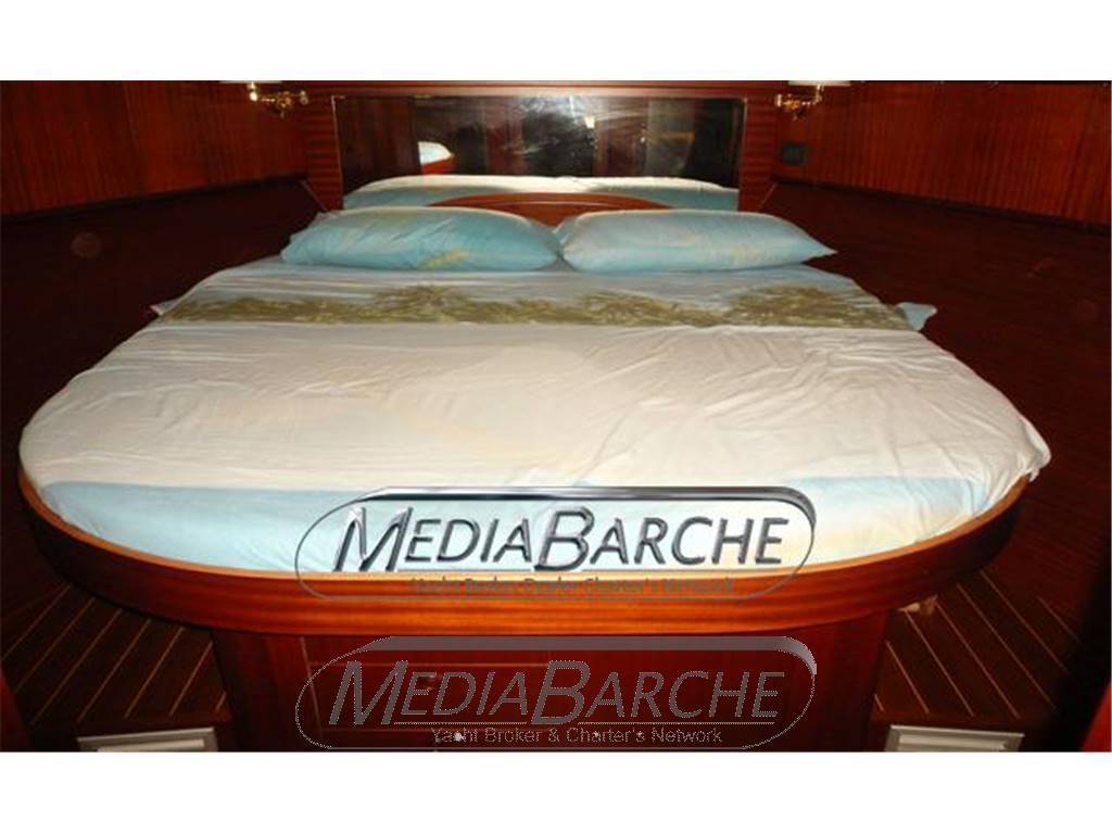 Cantieri estensi Goldstar 440 c