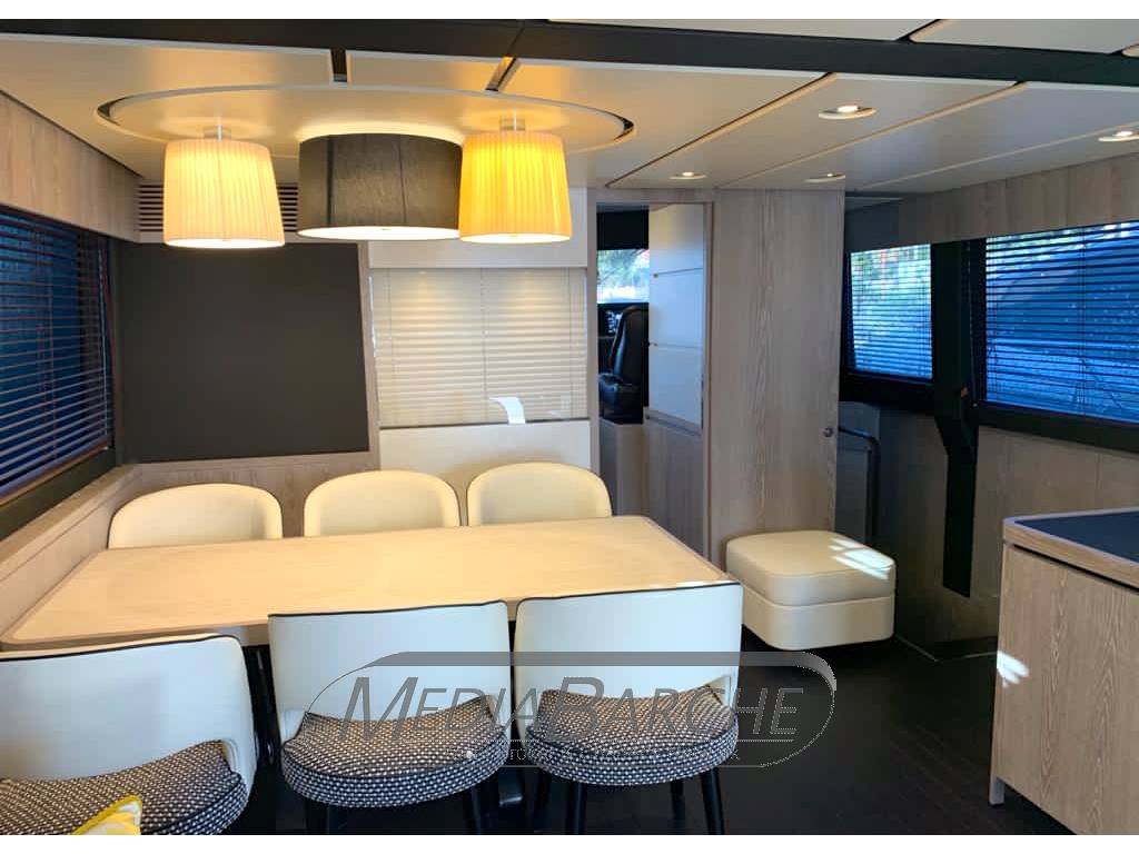 Azimut yachts Magellano 66