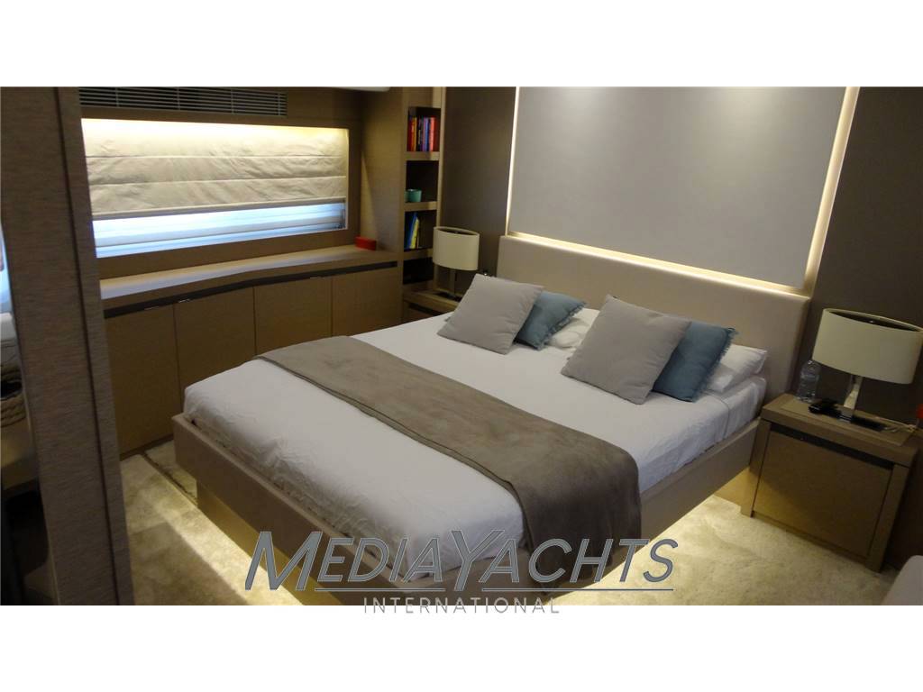 Prestige 680 fly