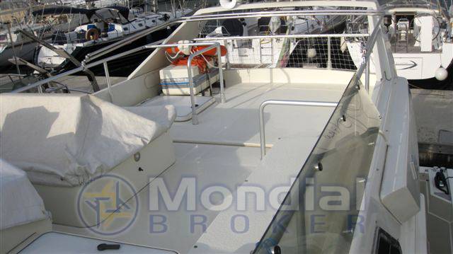 Ferretti 48