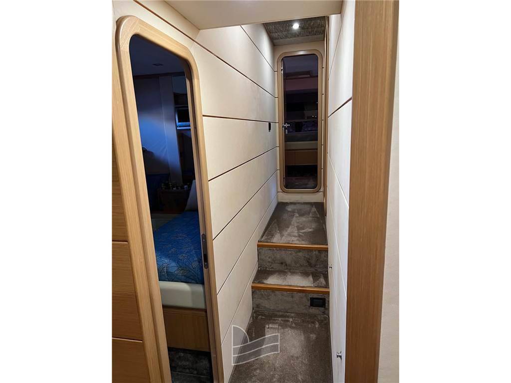 Ferretti yachts Ferretti 761