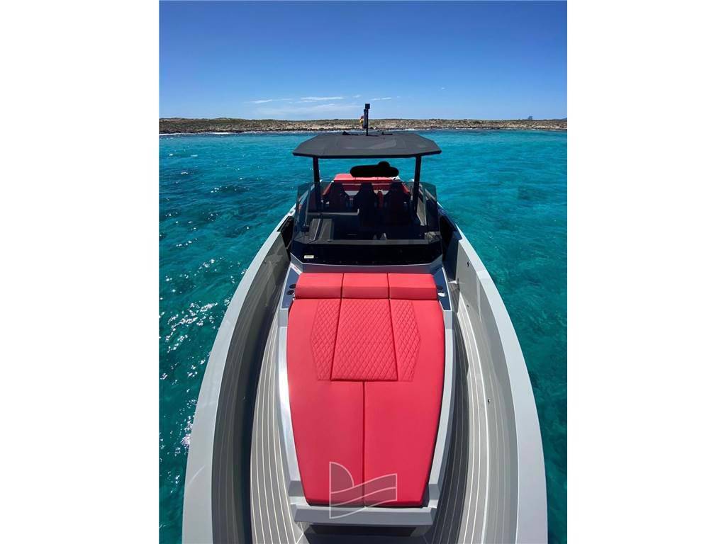 De antonio yachts D36 open