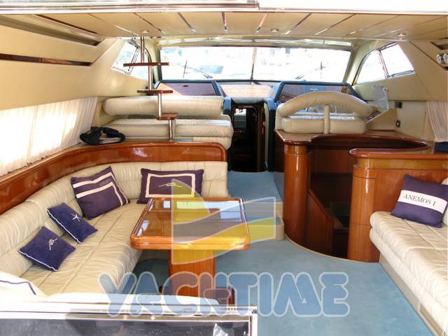 Ferretti 165