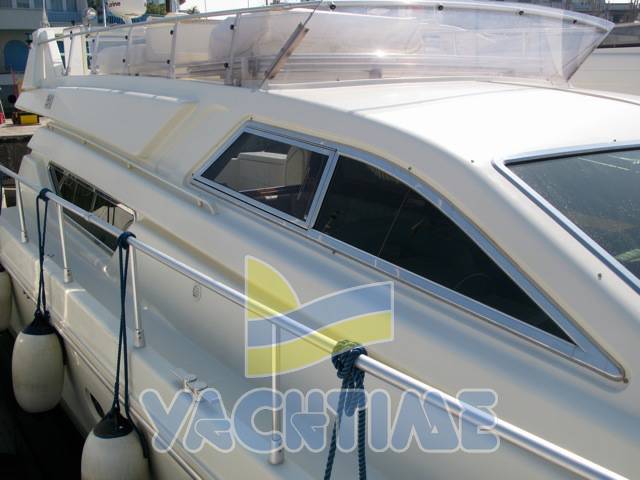 Ferretti 165
