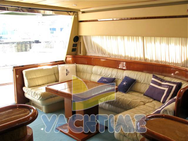 Ferretti 165
