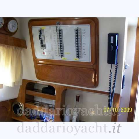 Fratelli aprea Apreamare 75 cabin (3)