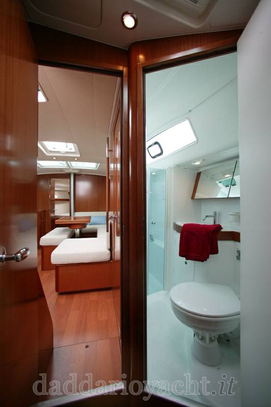 Beneteau Oceanis 40