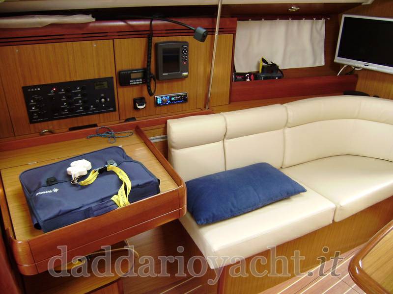 Jeanneau Sun odyssey 36i (2)