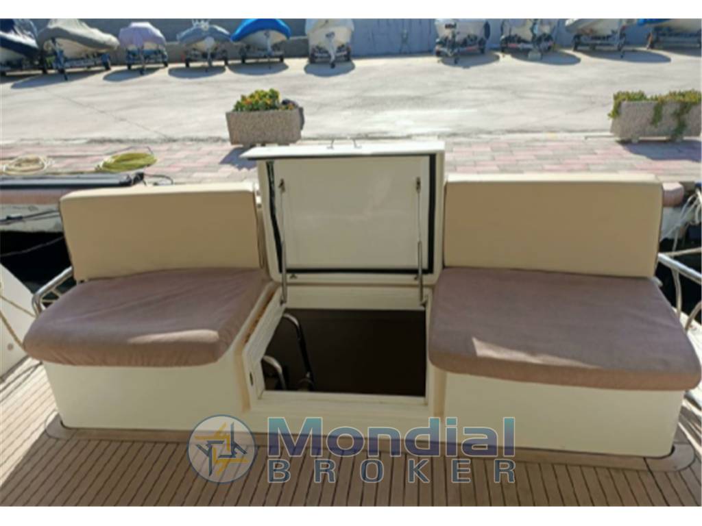 Cantieri estensi Maine 530