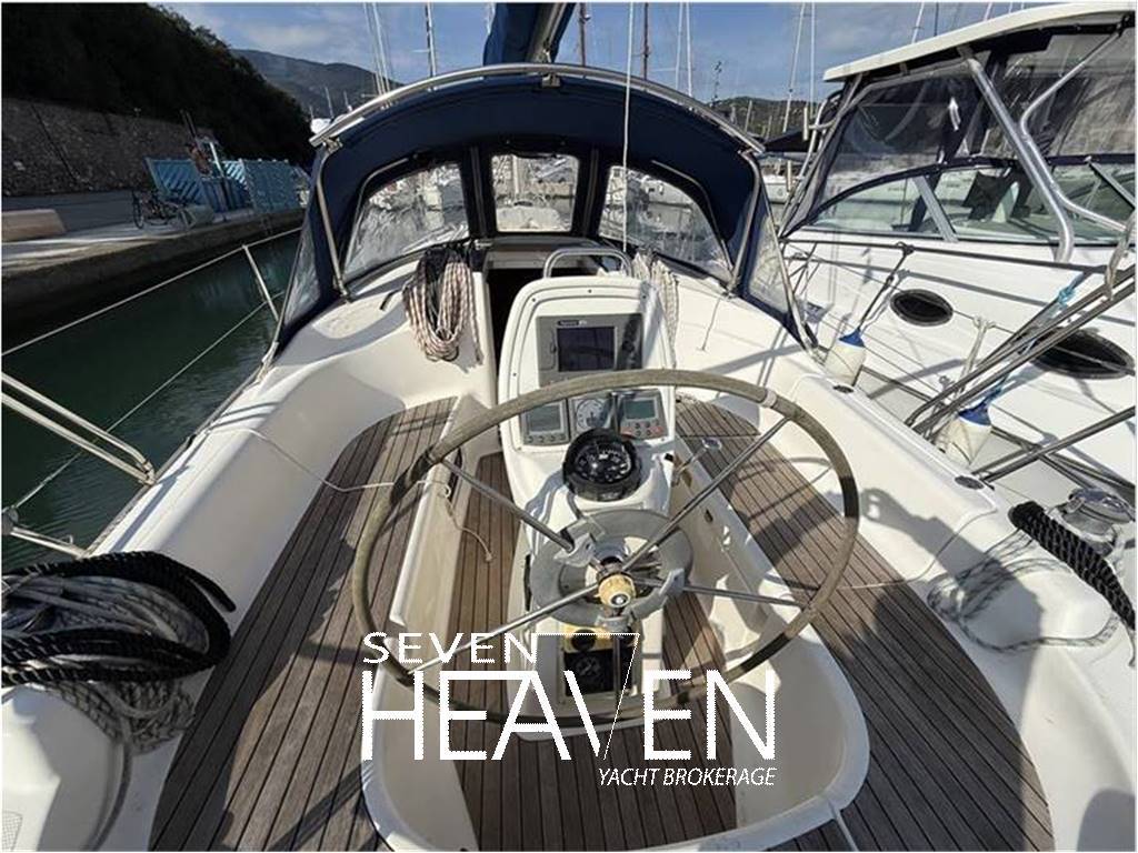 Bavaria 30 cruiser