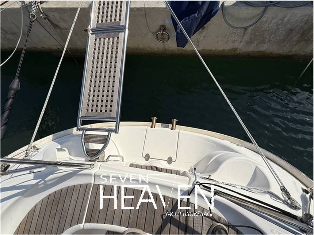 Bavaria 30 cruiser
