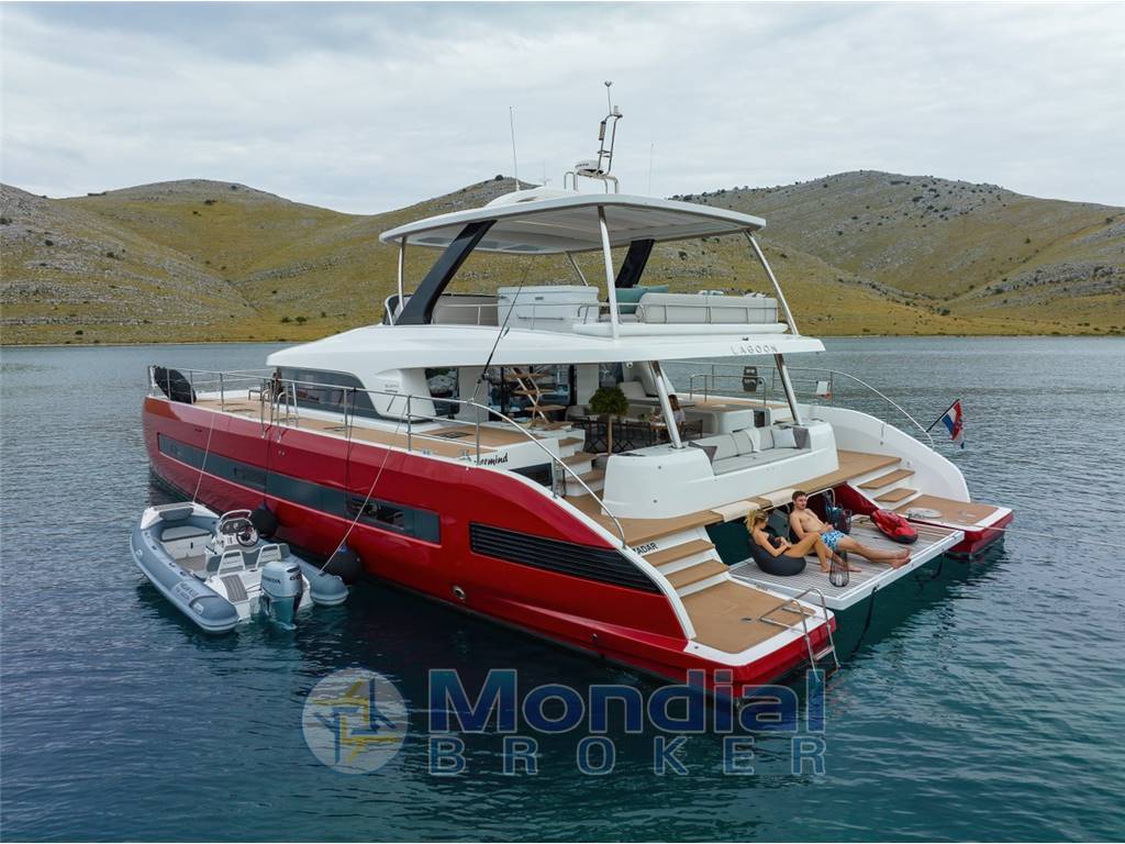 Lagoon Sixty 7