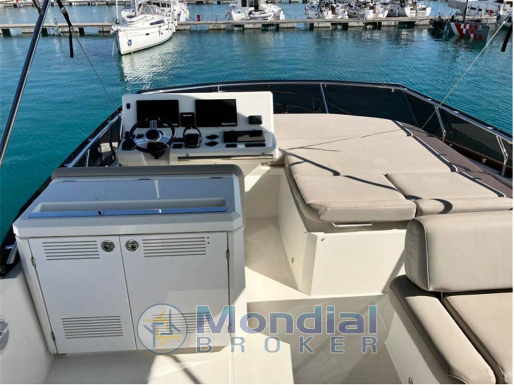 Jeanneau Prestige 520 fly