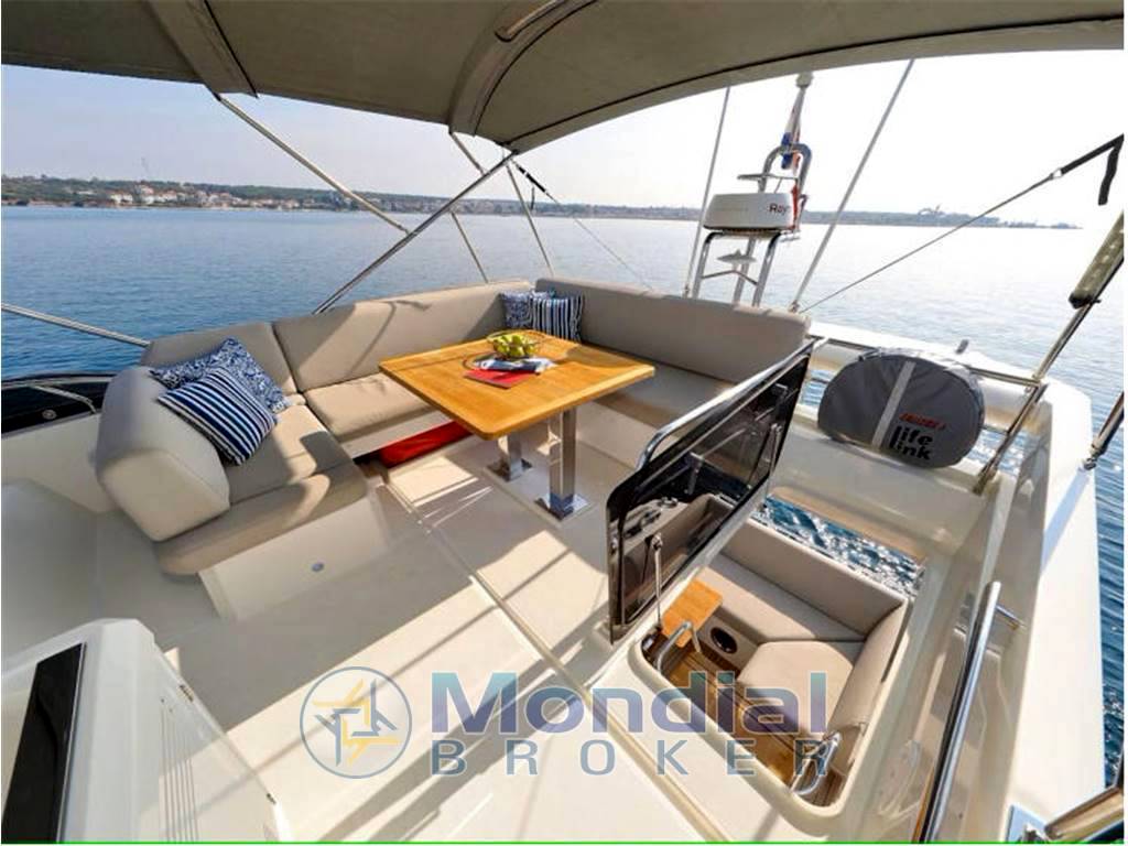 Jeanneau Prestige 520 fly