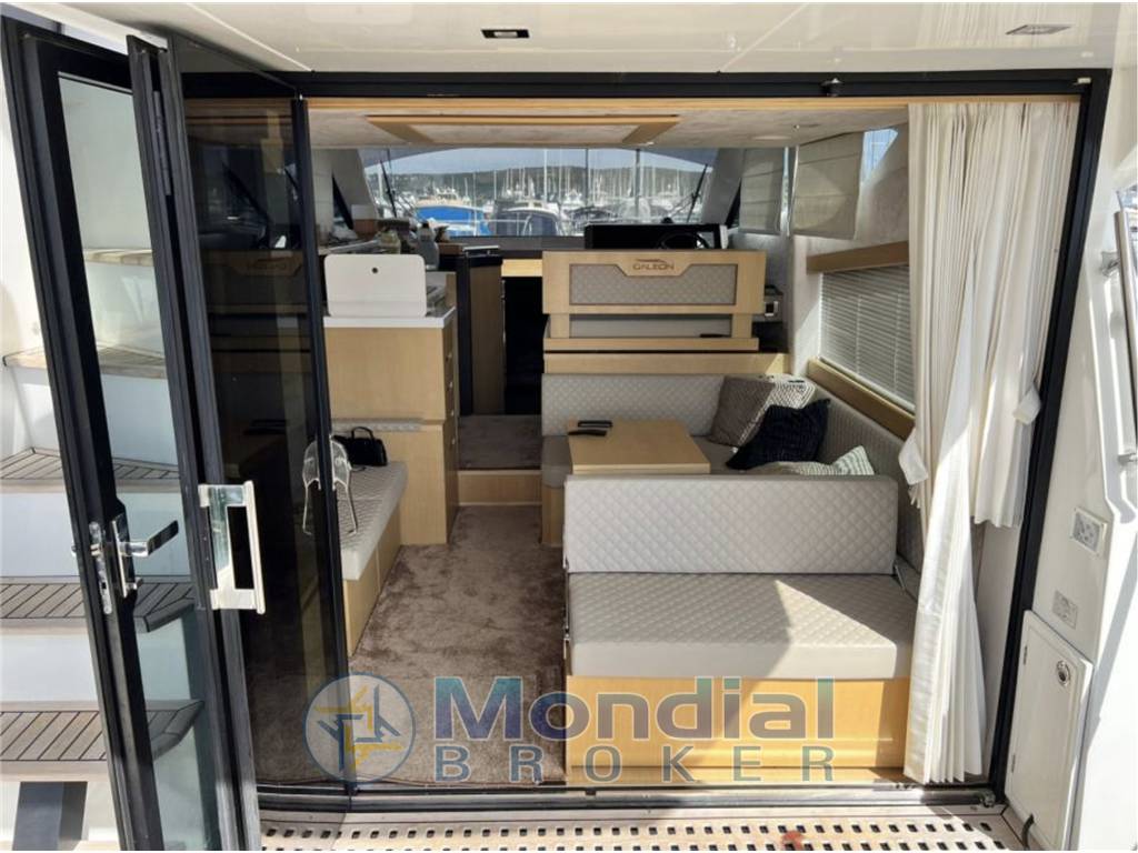 Galeon 420 fly