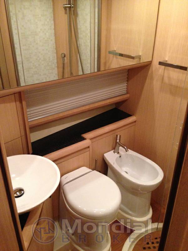 Cantieri estensi Goldstar 440 s