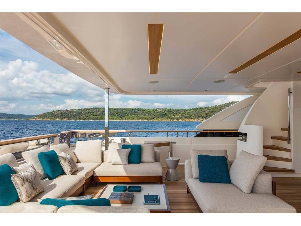 Custom line Navetta 42