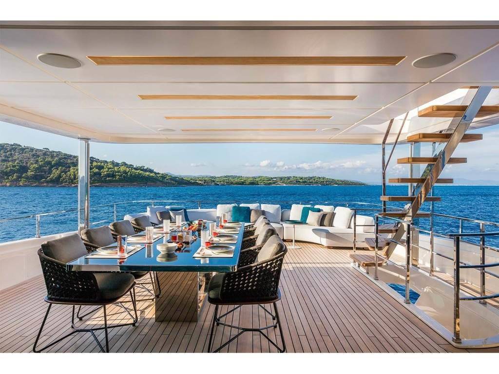 Custom line Navetta 42