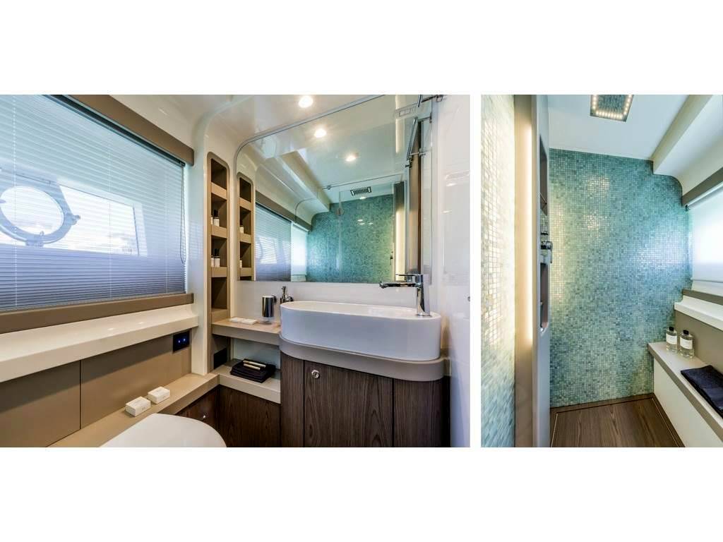Ferretti yachts 550