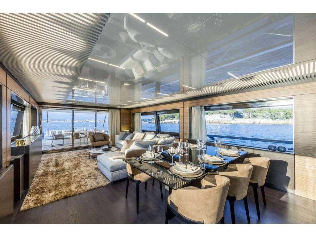 Ferretti yachts 920
