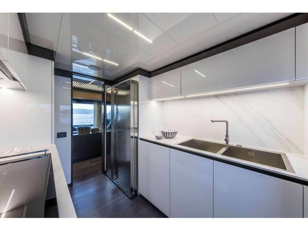 Ferretti yachts 920