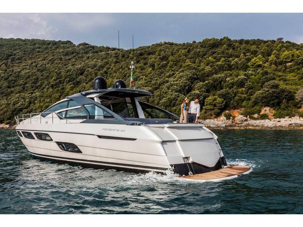 Pershing 5x