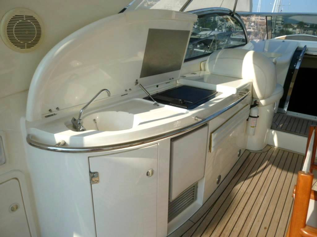 Sunseeker Predator 56