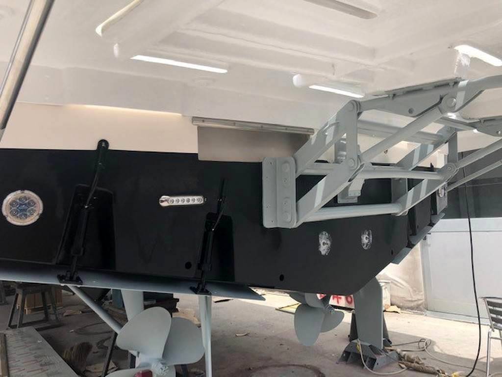 Riviera 48 flybridge