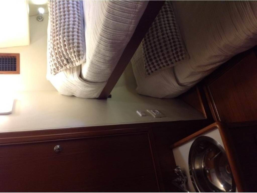 Riviera 48 flybridge