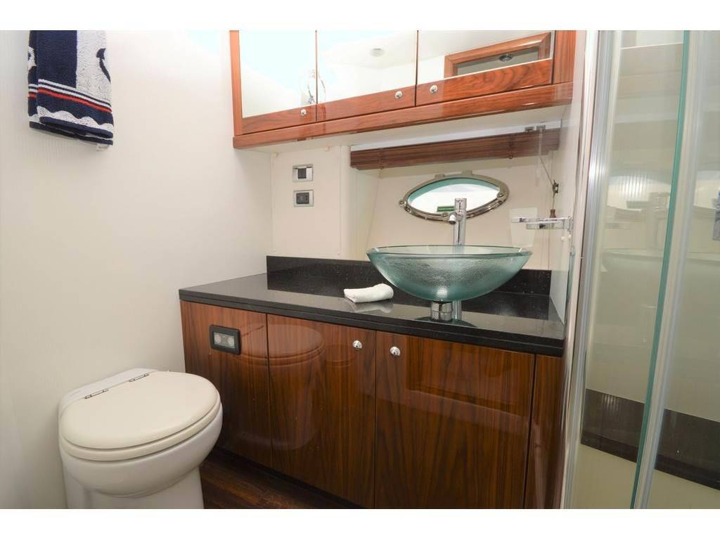 Sunseeker Manhattan 66