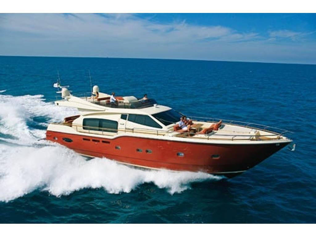 Ferretti yachts 690