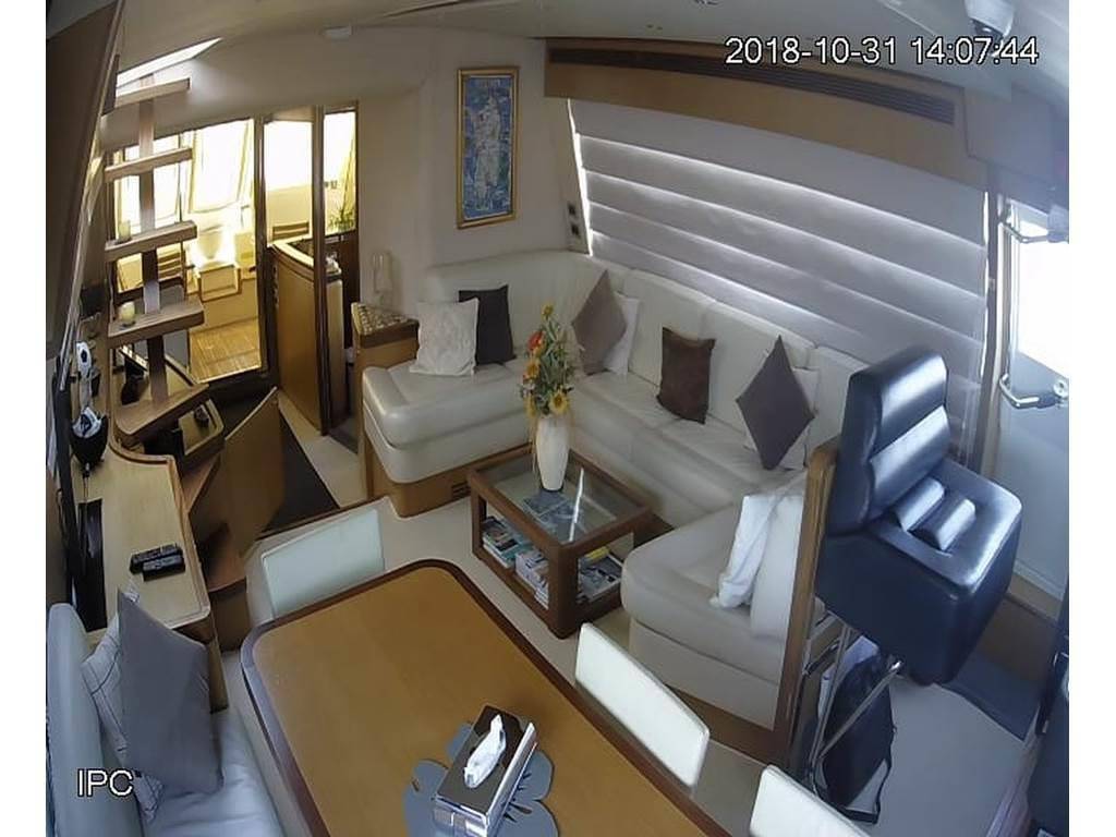Ferretti yachts 630