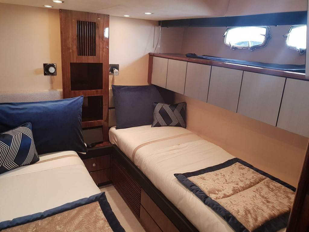 Fairline Squadron 78